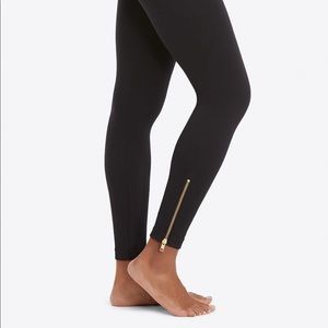 Spanx seamless side zip leggings
